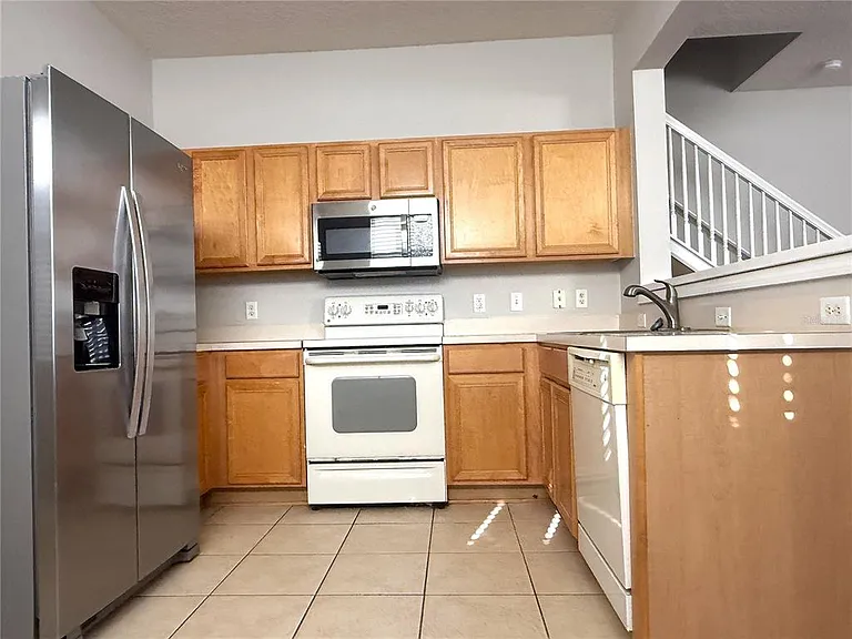26627 Castleview Way — Photo 6