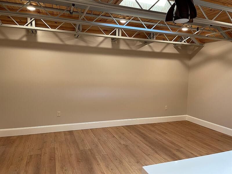 1st image of 122 S Main St Suite 501