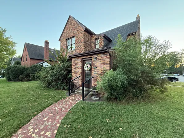 301 Holswade Dr, Huntington, WV 25701
