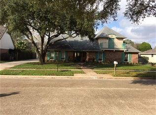 15719 Laurelfield Dr, Houston, TX 77059