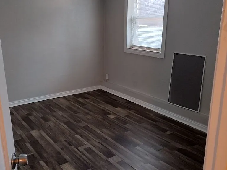 83 N 100 W — Photo 6