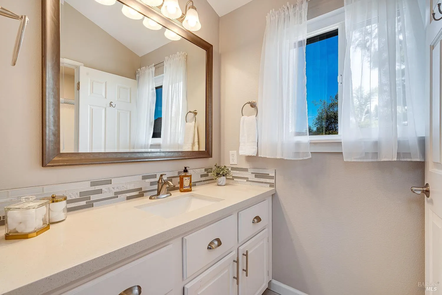 2291 Vista Del Sol Court - Photo 4