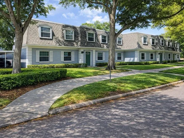 1712 Belleair Forest Dr APT A, Belleair, FL 33756