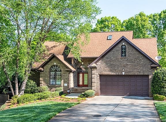 3rd image of 8217 Tranquil Harbor Ln