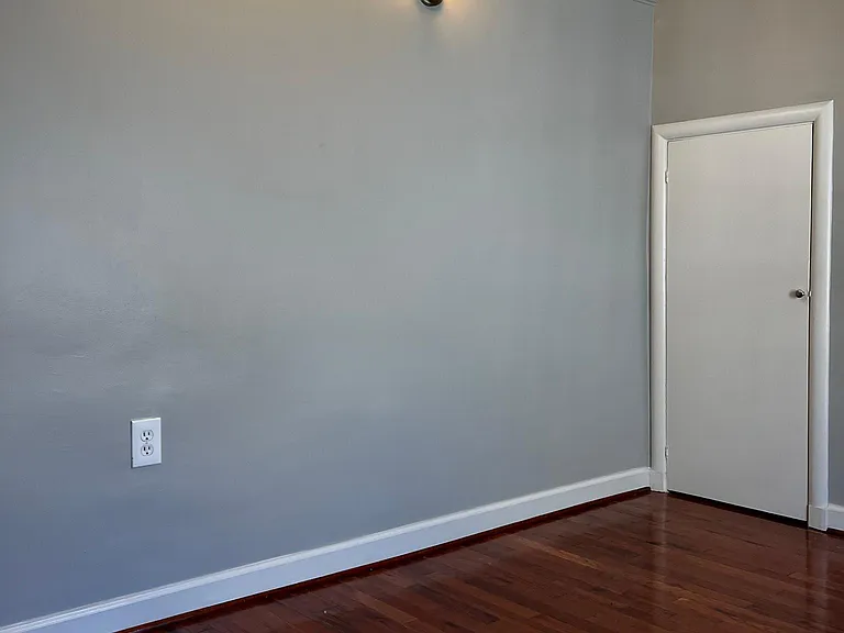 107 Walnut St — Photo 24