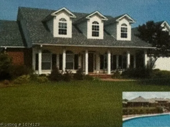 2804 Carrington Pointe Rd, Fort Smith, AR 72903