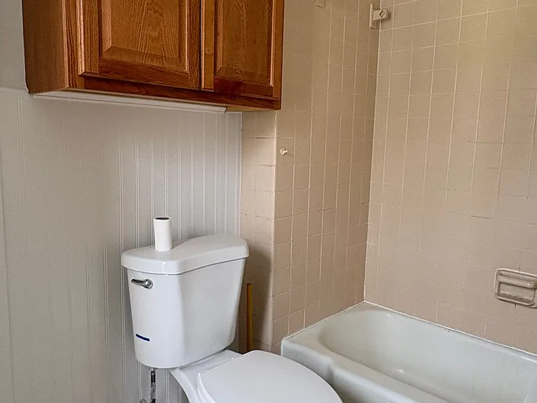 48 Gridley St - Blue Pod — Photo 12