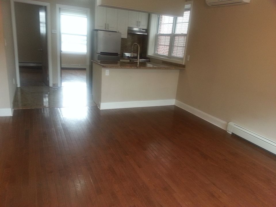 1st image of 3223 41st St