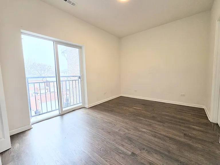 2916 S Wentworth Ave #3 — Photo 9