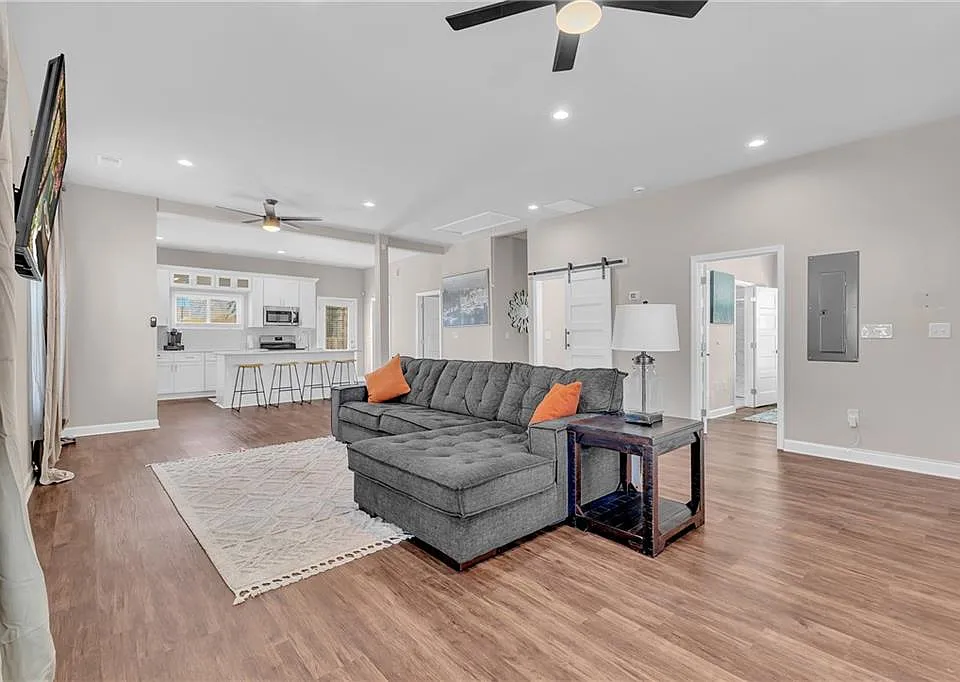 115 Griffin St NW
