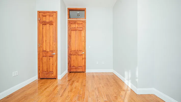 Rented by Nooklyn NYC LLC | media 36