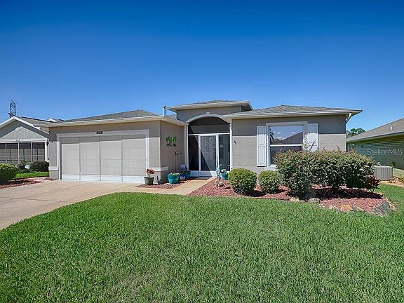 2nd image of 311 Grand Vista Trl