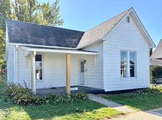 515 Jackson St, Hope, IN 47246