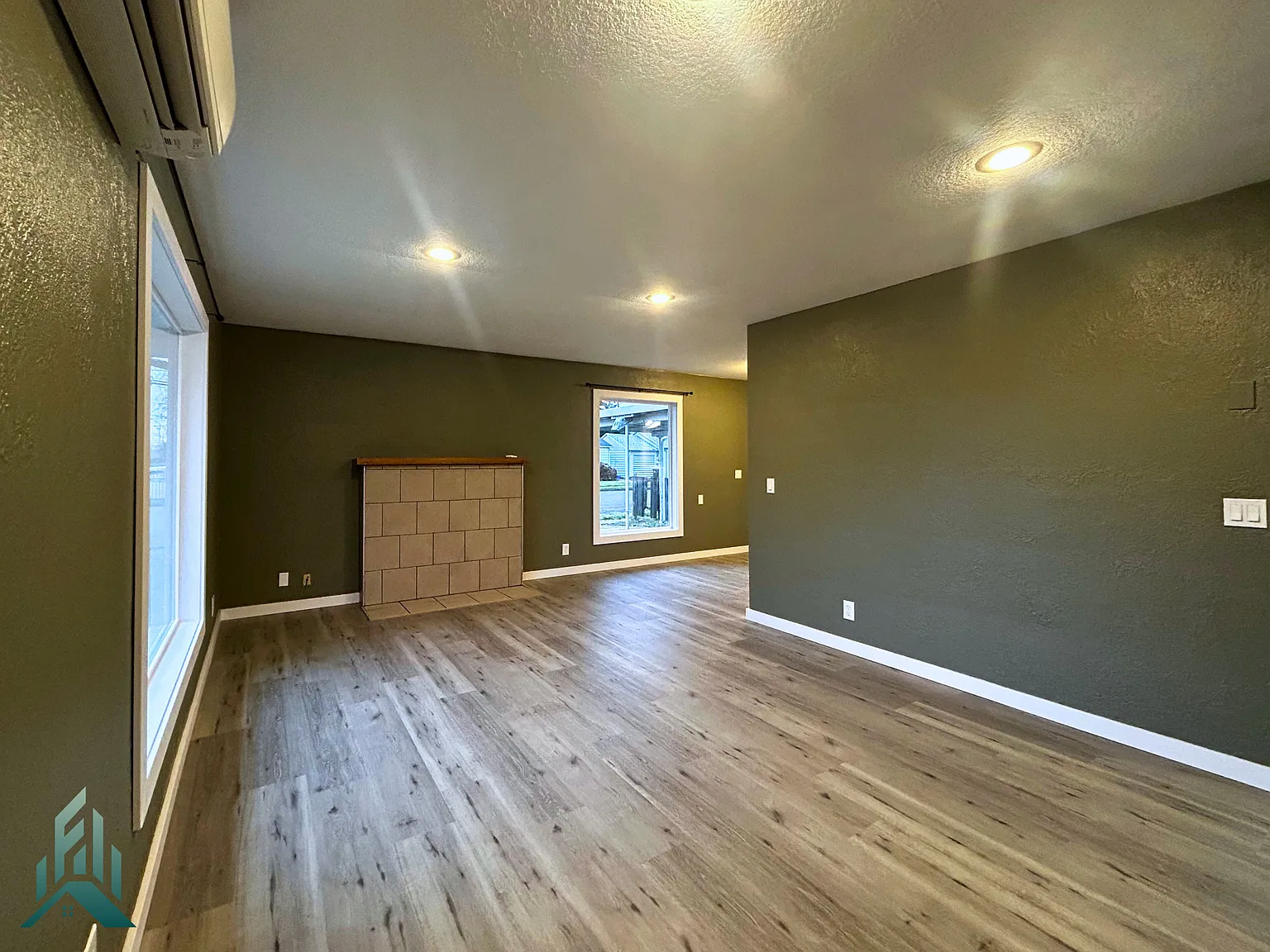 2 bed, 800 sqft, $1,595 — Photo 3