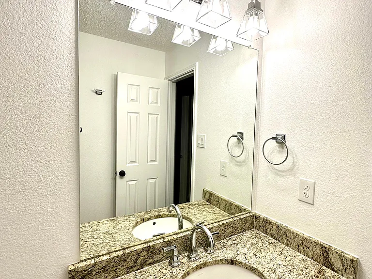 7005 Fallkirk Dr — Photo 41