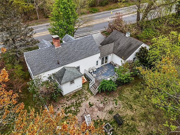 4th image of 1162 Douglas Pike