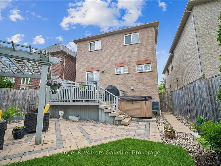 5113 Celebration Dr — Photo 37
