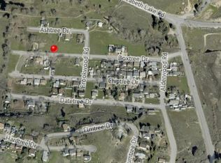 Boxtree Dr, Lake Elizabeth, CA 93532