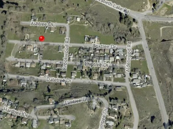 Boxtree Dr, Lake Elizabeth, CA 93532