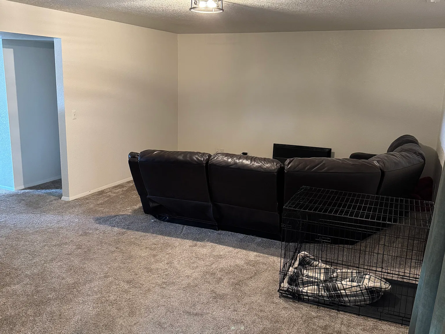 3 bed, 2.5 bath, 1600 sqft, $750 — Photo 4