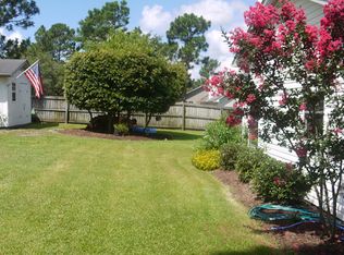 116 Sussex Ln, Hubert, NC 28539