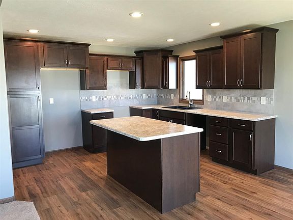 3rd image of 5809 U Ave