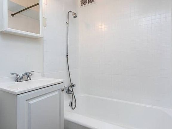5th image of 1535 S 8th St #Fbc192536