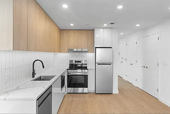 Rented by Living New York | media 22