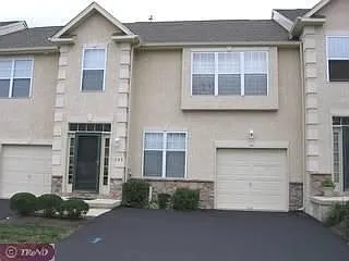 103 Whitehall Dr photo 1