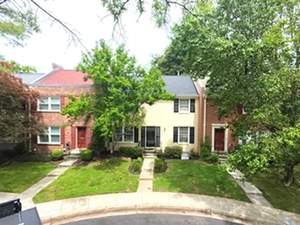 8424 Grenoble Ct, Springfield, VA 22152