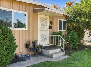 1152 E Kaviland Ave, Fresno, CA 93706