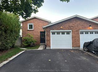 26 Hartsfield Dr #2, Clarington, ON L1E 1M5