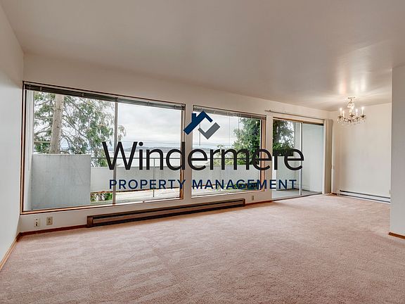 3rd image of 1031 SE Maylor St APT 203