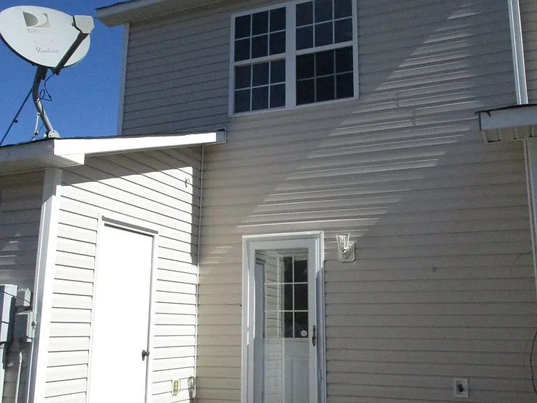 411 Timberlake Trl — Photo 2