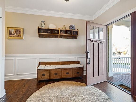 3rd image of 309 Belmar Pl