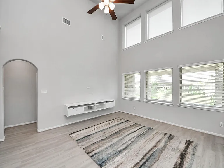 3102 Trishelle Ct — Photo 12