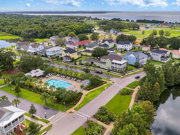 4th image of 794 Lake Brim Dr #2B