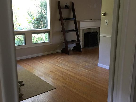 Den/Dining Room
