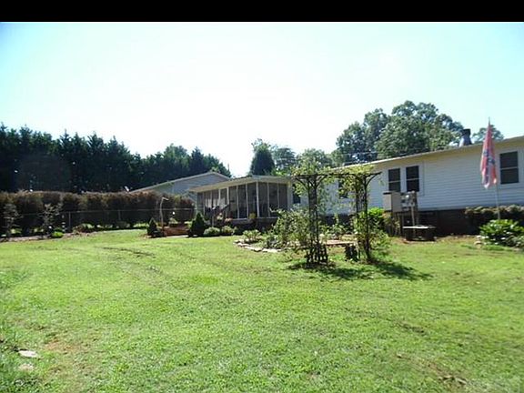 2nd image of 1762 Suburban Dr