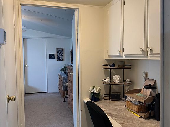 4th image of 149 Jay Dr