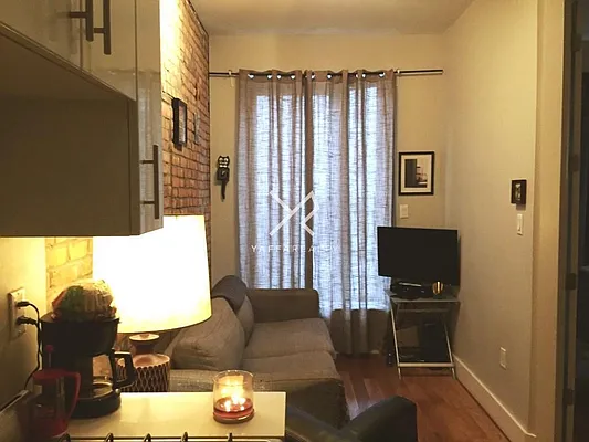 Rented by Zee Management LLC | media 13