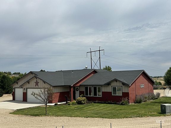 2nd image of 17571 Goodson Rd
