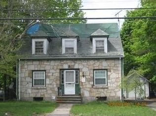 27 Chestnut St, Randolph, MA 02368