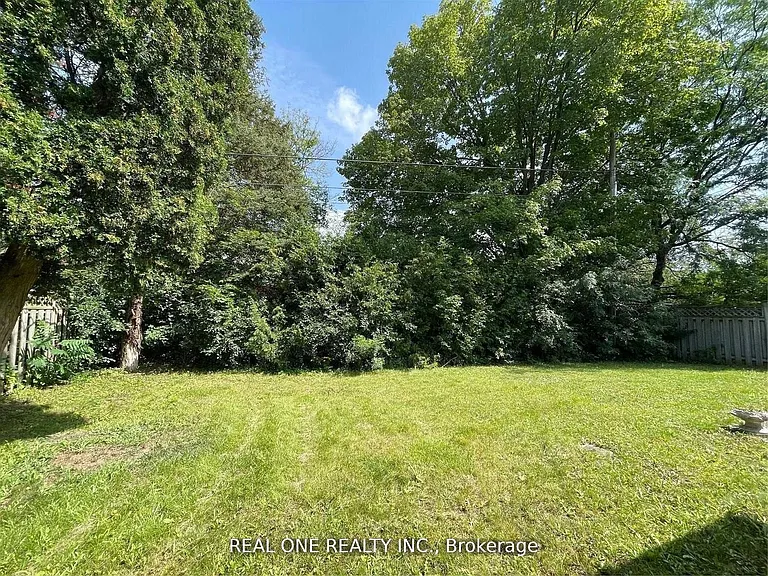 17 Valleycrest Ave — Photo 17