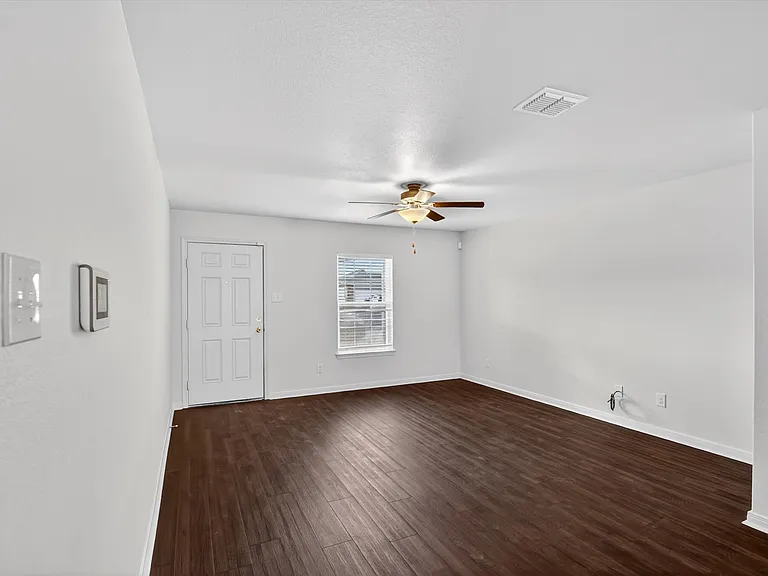 3819 Leighton Hbr — Photo 5