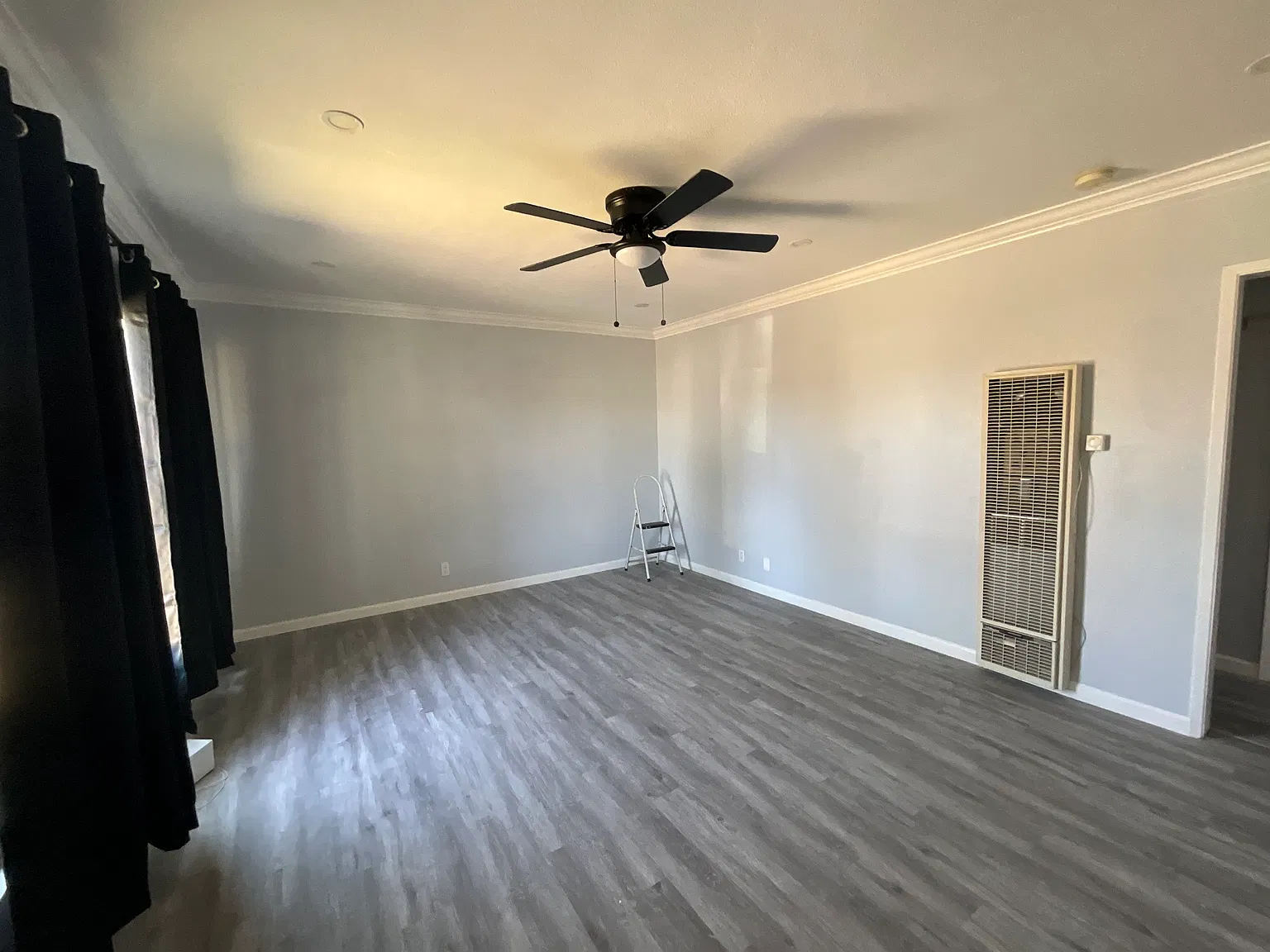 2 bed, 738 sqft, $2,775 — Photo 2