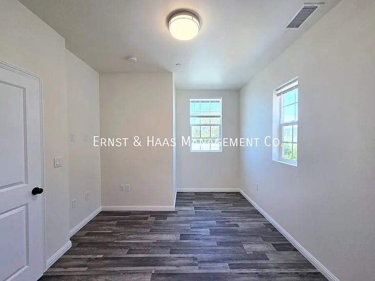 4169 Country Club Dr — Photo 10