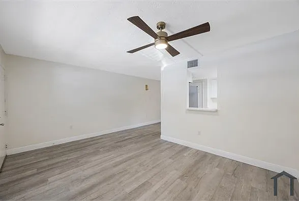 3111 W Horatio St #202 — Photo 15