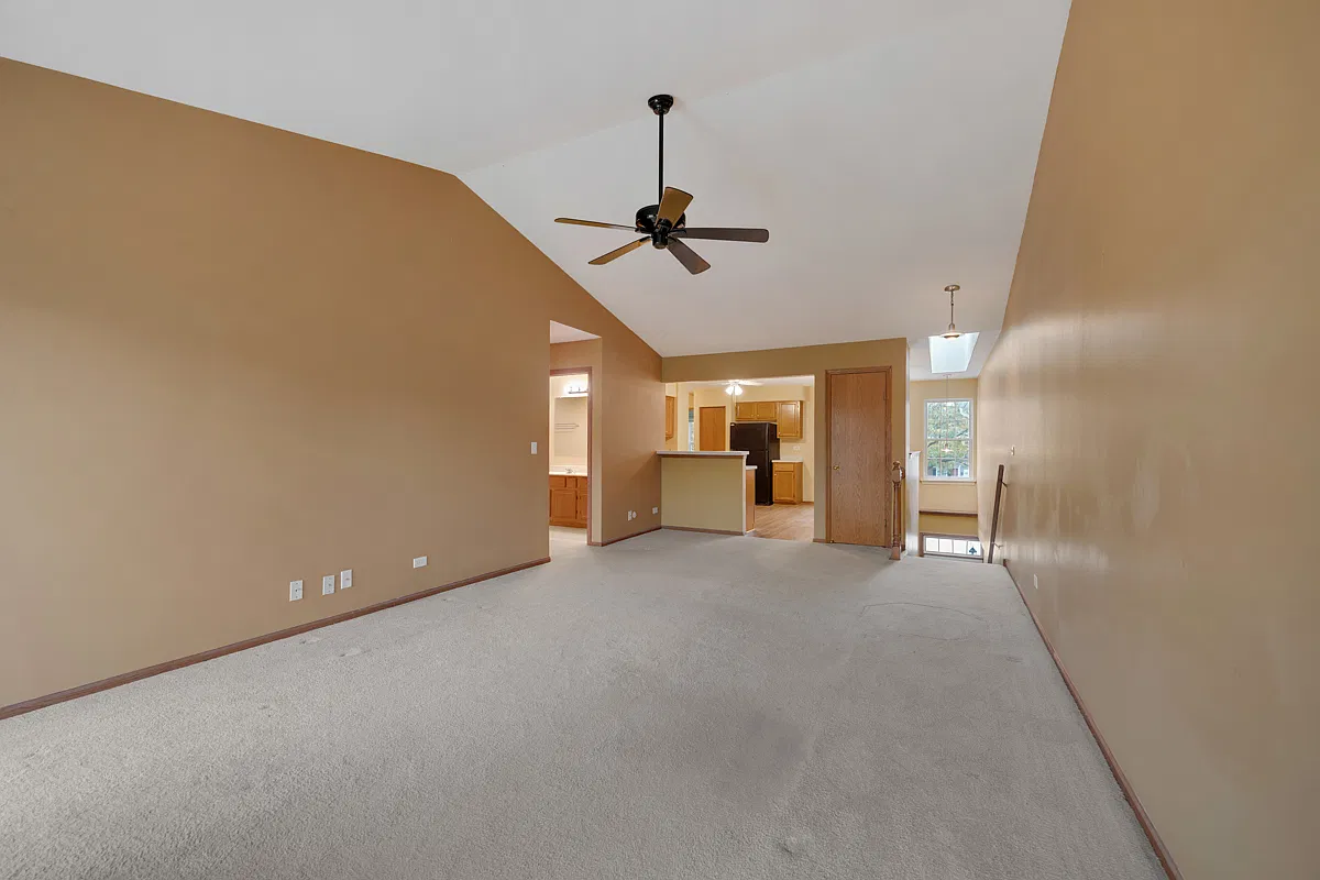 2 bed, 1312 sqft, $2,350 — Photo 4