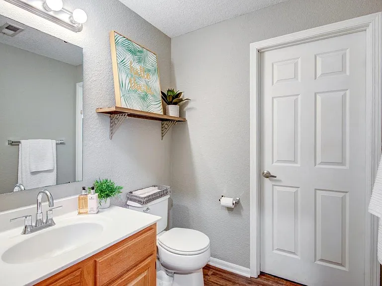 PineCrest Townhomes — Photo 20